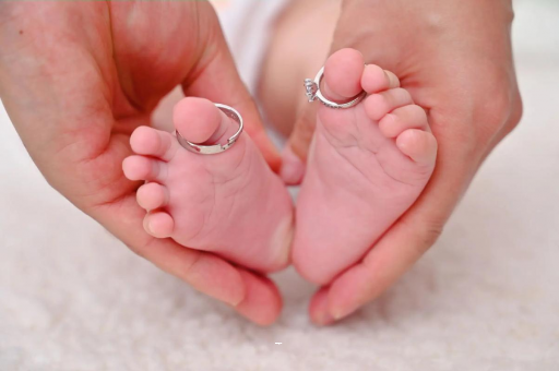 衡水宝宝吃奶呕吐